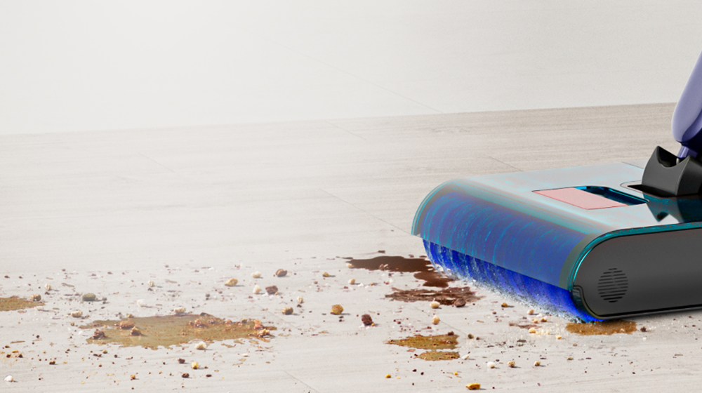 O limpador Dyson Clean+Wash Hygiene para pisos duros limpa poeira e detritos de pisos duros sem a necessidade de aspirador.